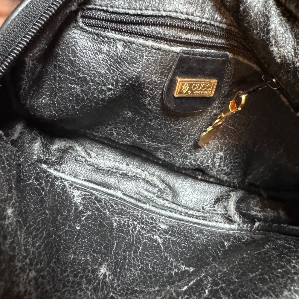 Gucci Vintage 1980s Black Crossbody Bag - Picture 9 of 11